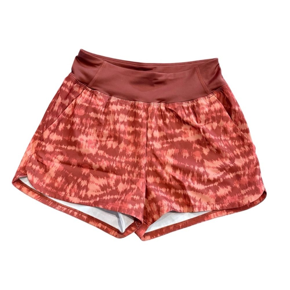 NWT- Under Armour women’s small storm shorts